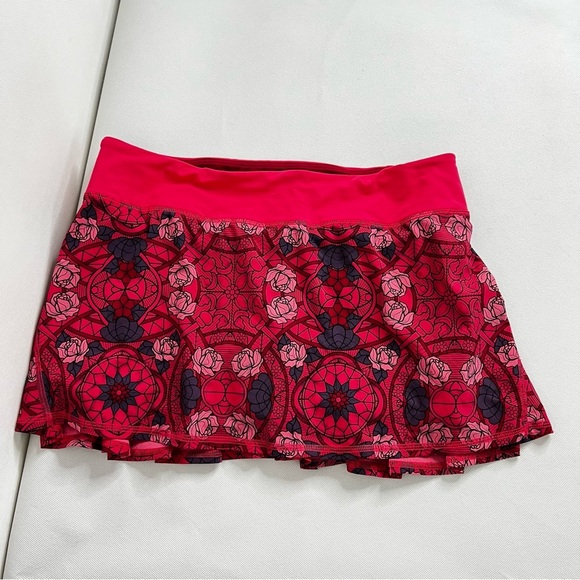 Lululemon Run Pace Setter Skirt Size 8 4-way Stretch (Regular) Multicolored Red - Picture 2 of 16